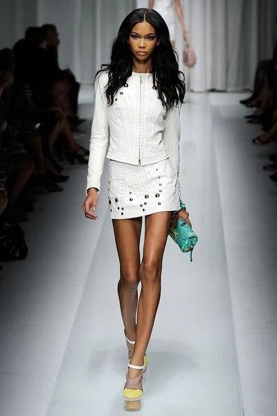 Look 26